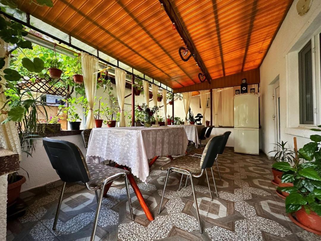 Casa Mary Hotel Hateg Luaran gambar